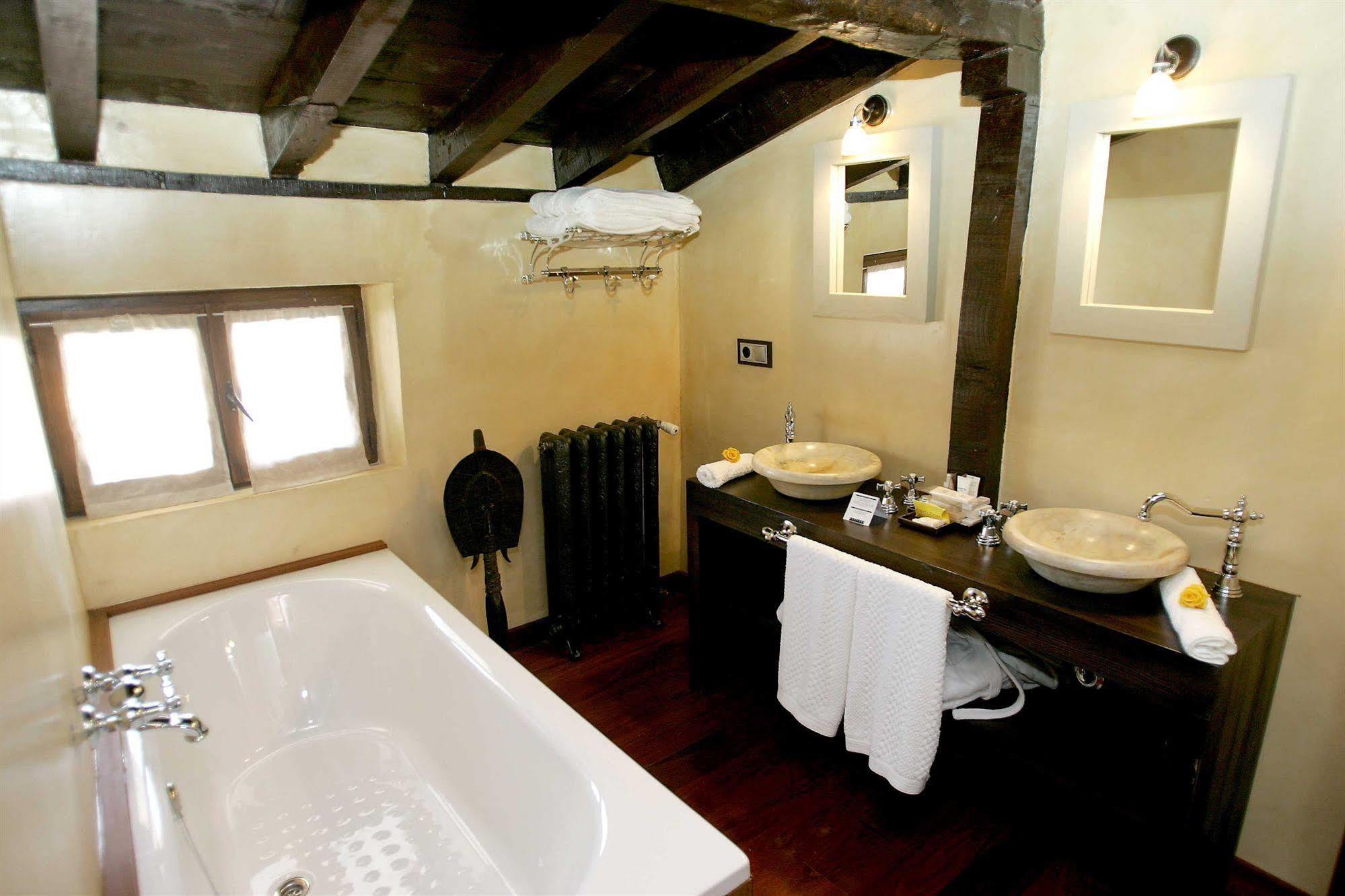 Hotel Boutique Valle De Oca Villanasur-Río de Oca Eksteriør bilde